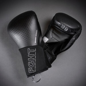 Boxerské rukavice 900 na sparing čierne